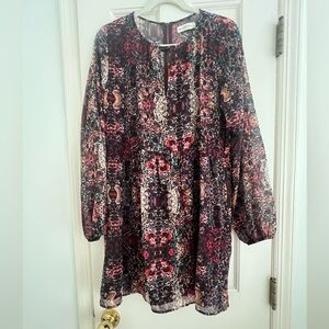 Abercrombie Dress Large Mid-length. Chiffon sleeve. Zip up back. Never worn